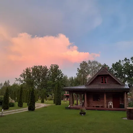 Forest Edge Semesterbostad