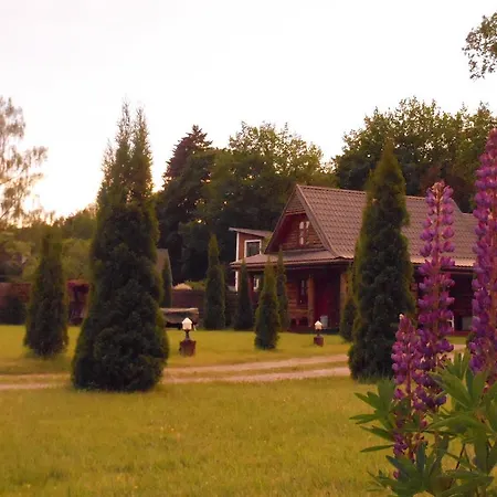 Forest Edge Semesterbostad *