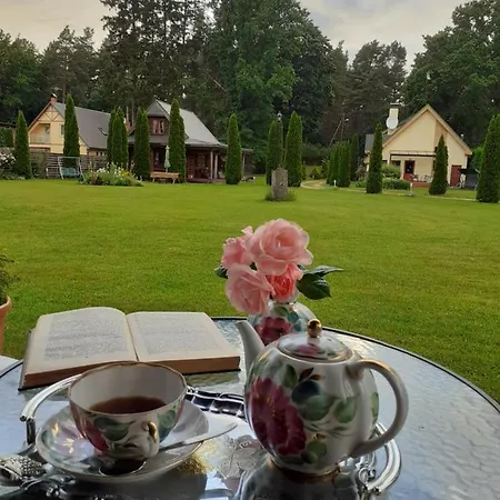 Forest Edge Lodge