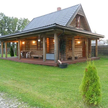 Brīvdienu mājas Forest Edge Lodge Riga