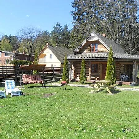 Forest Edge Lodge *