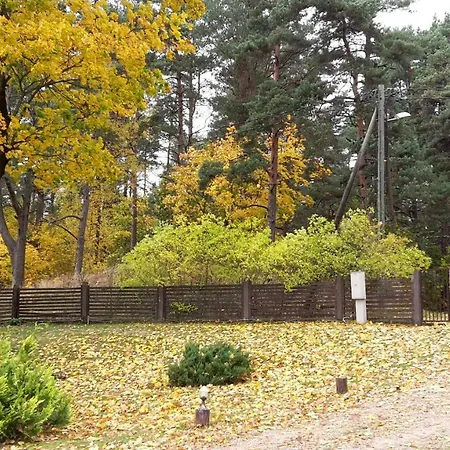 Forest Edge Lodge *